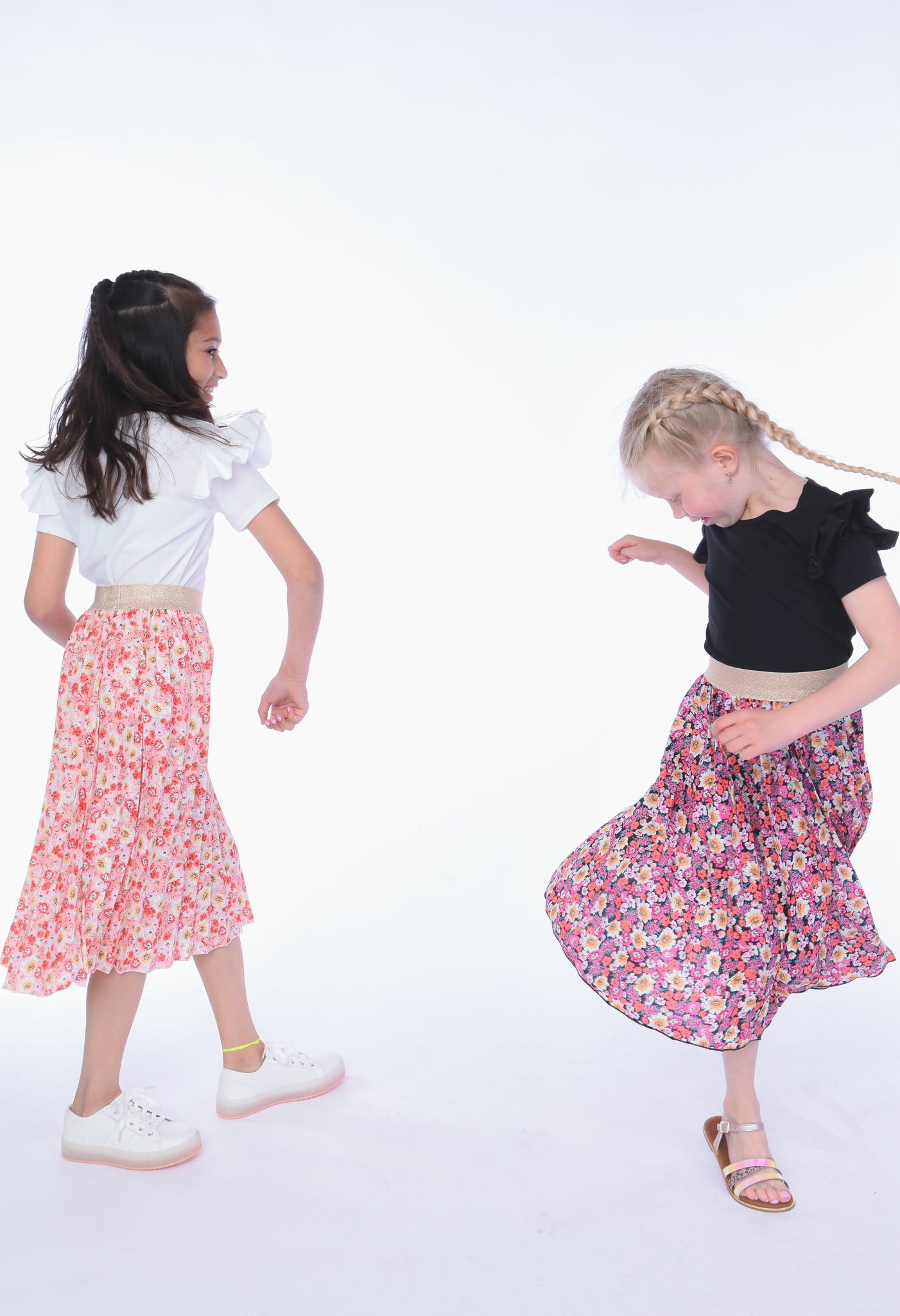 PINK PLEATED SKIRT