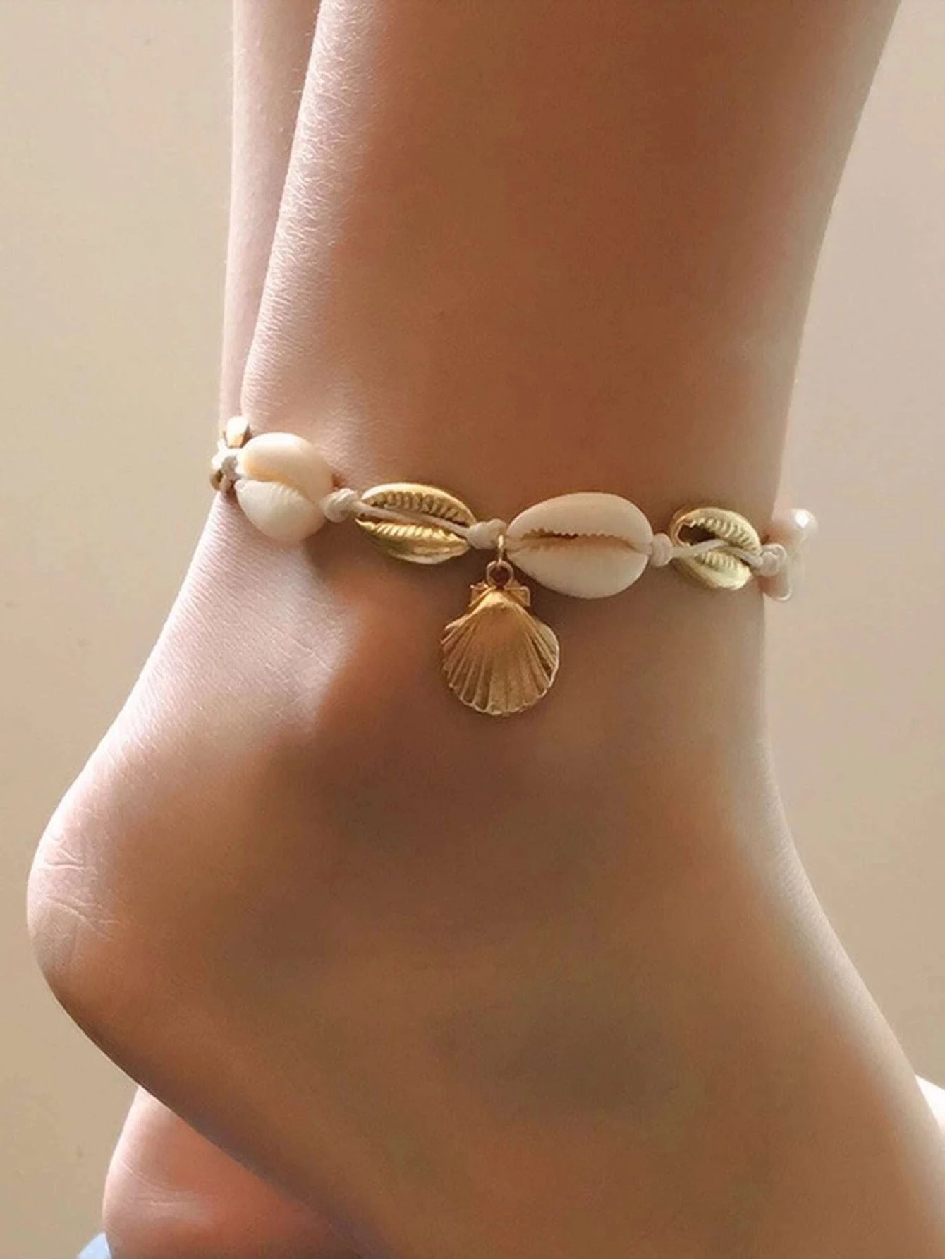 SHELL ANKLETS